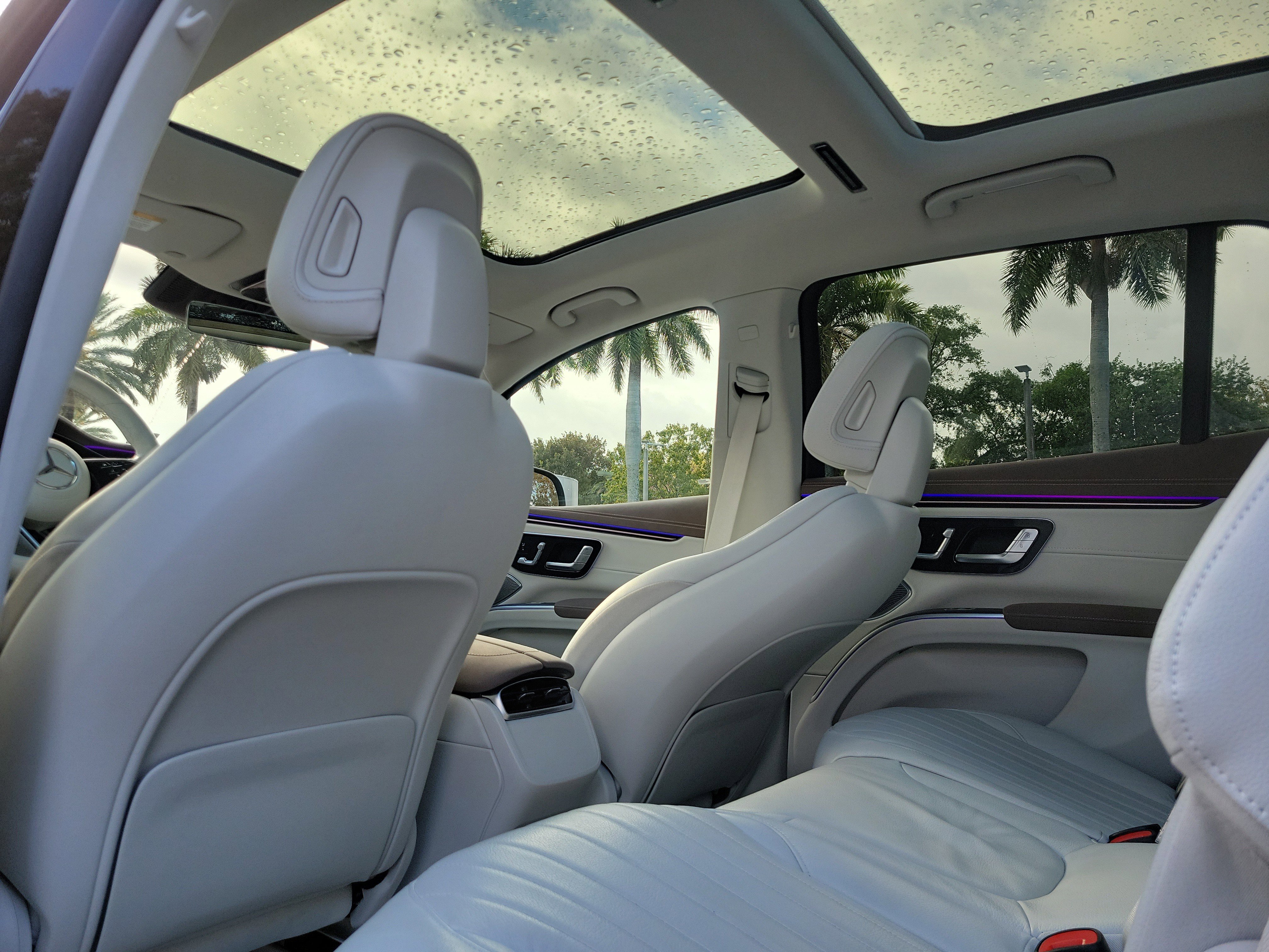Used 2023 Mercedes-Benz EQS 580 4MATIC SUV image 13