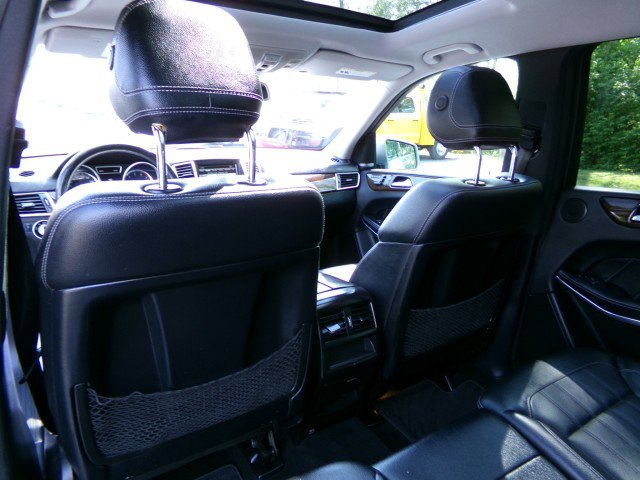 Used 2014 Mercedes-Benz GL 450 4MATIC image 16