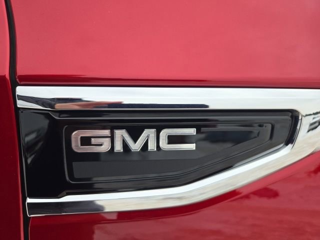 Used 2023 GMC Yukon SLE w/ Gmc Pro Safety Plus Package image 15