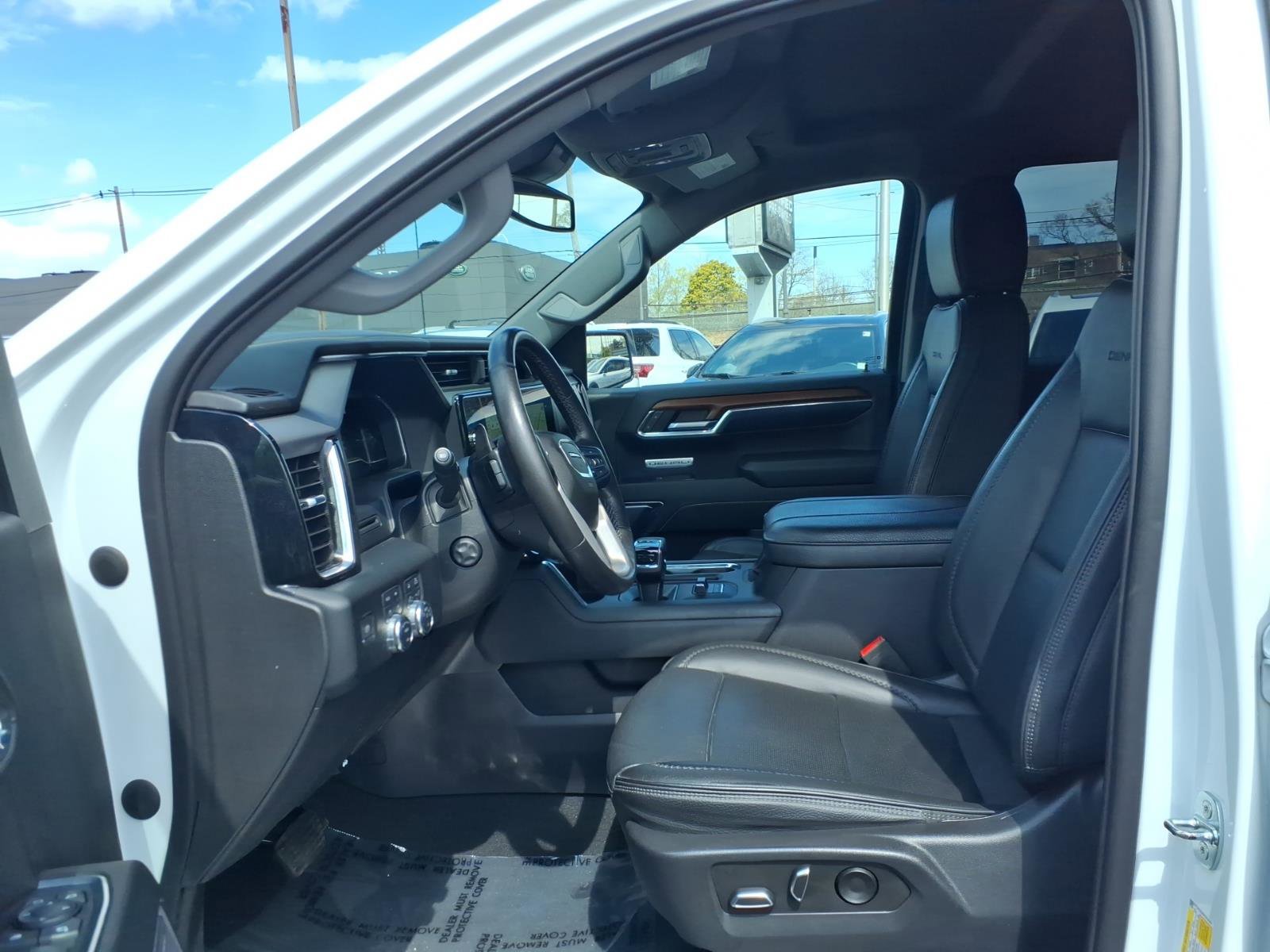 Used 2023 GMC Sierra 1500 Denali AWD/4WD image 19