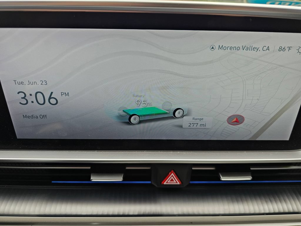 Certified 2024 Hyundai Ioniq 6 SEL RWD image 31