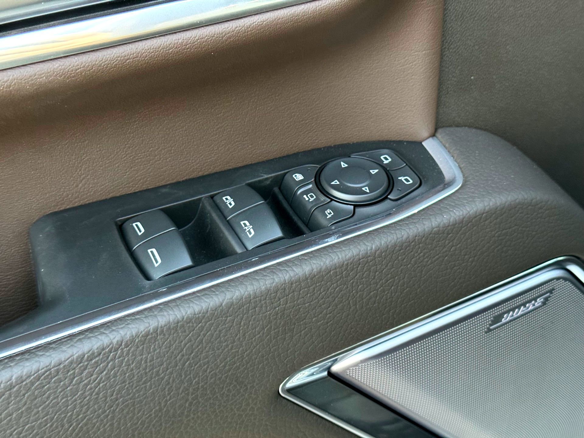 Used 2025 GMC Sierra 2500 Denali w/ Denali Reserve Package image 17