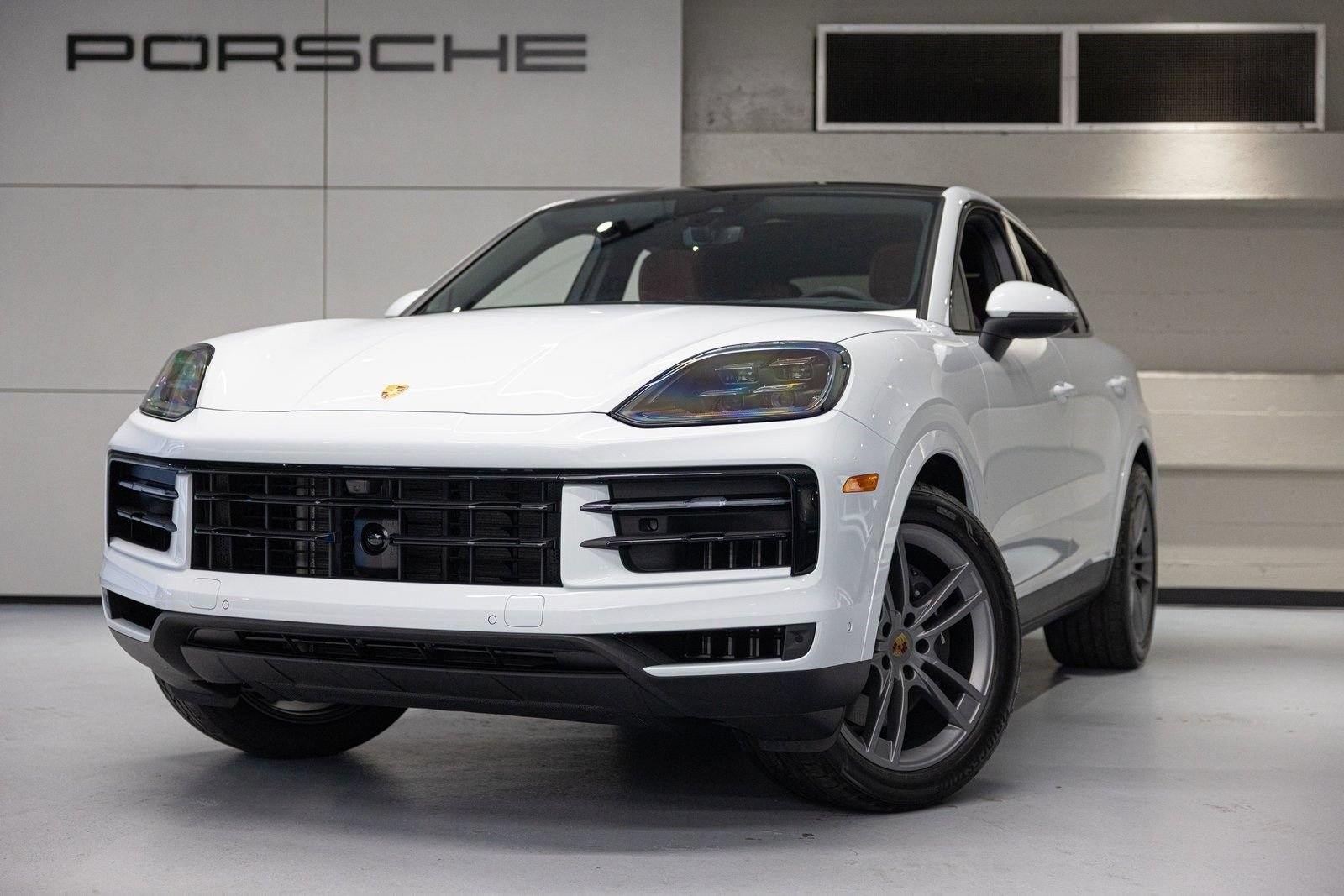New 2024 Porsche Cayenne Coupe AWD/4WD image 1