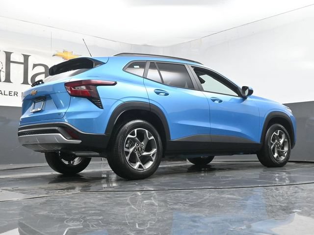 New 2026 Chevrolet Trax LT FWD image 11