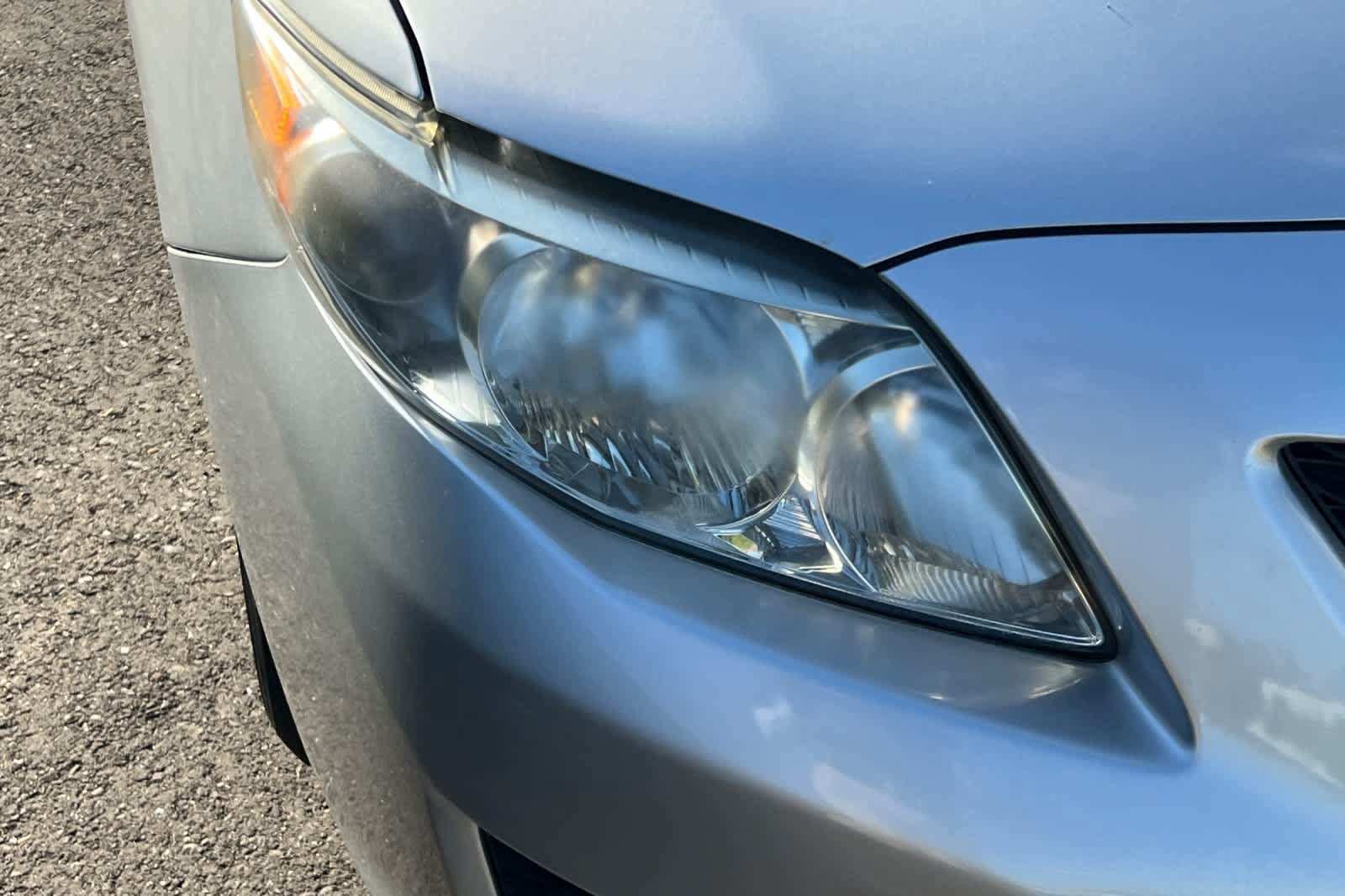 Used 2010 Toyota Corolla LE FWD image 14
