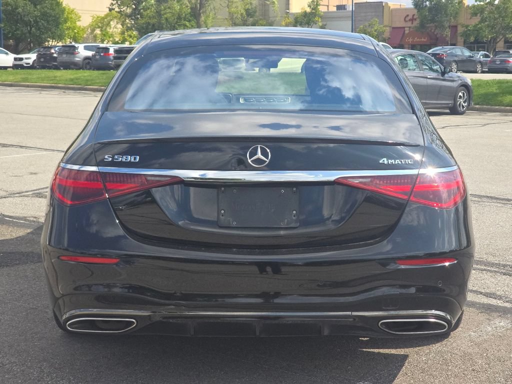 Used 2024 Mercedes-Benz S 580 4MATIC Sedan w/ AMG Line image 16