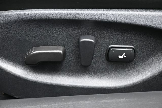 Used 2023 INFINITI Q50 Luxe w/ Cargo Package RWD image 9