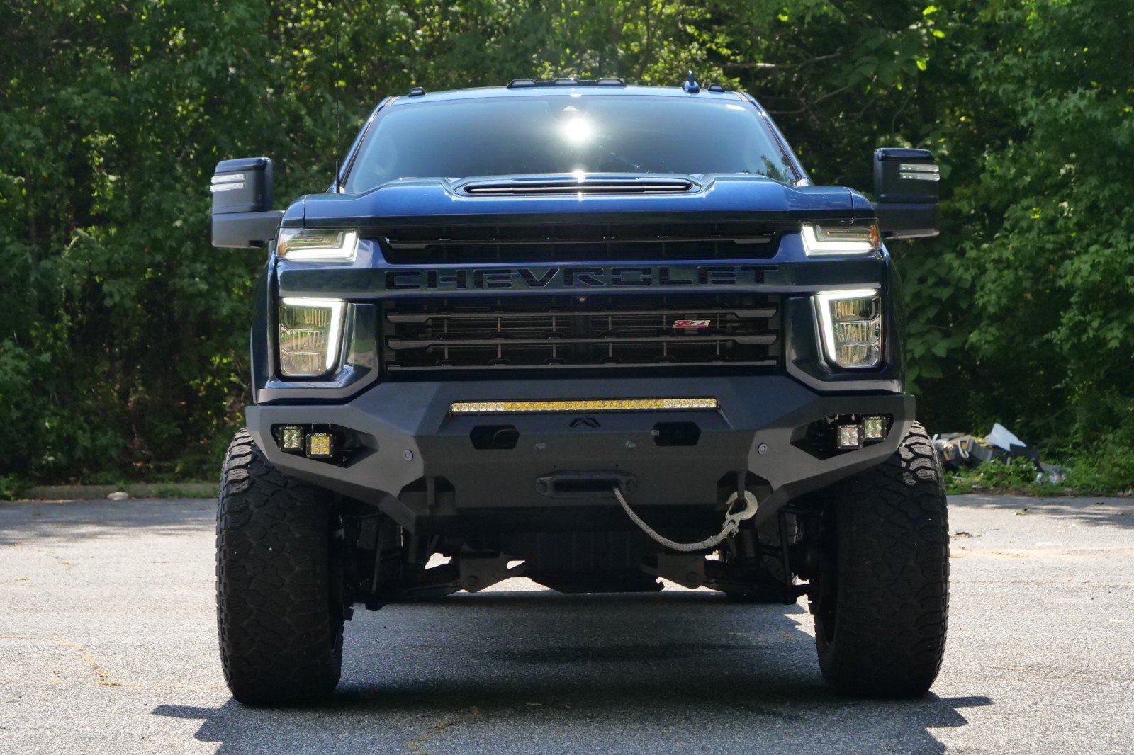 Used 2022 Chevrolet Silverado 2500 LTZ w/ LTZ Plus Package AWD/4WD image 5