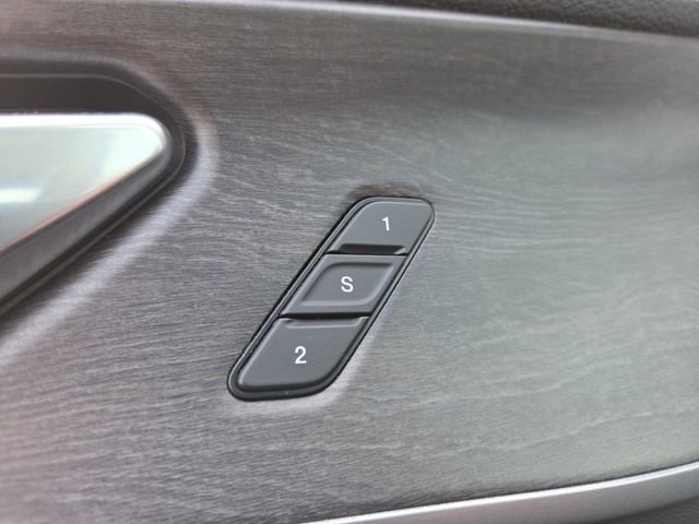 Used 2023 Jeep Grand Cherokee L Limited image 10