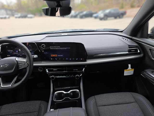 New 2026 Chevrolet Traverse LT w/ Midnight/Sport Edition FWD image 15