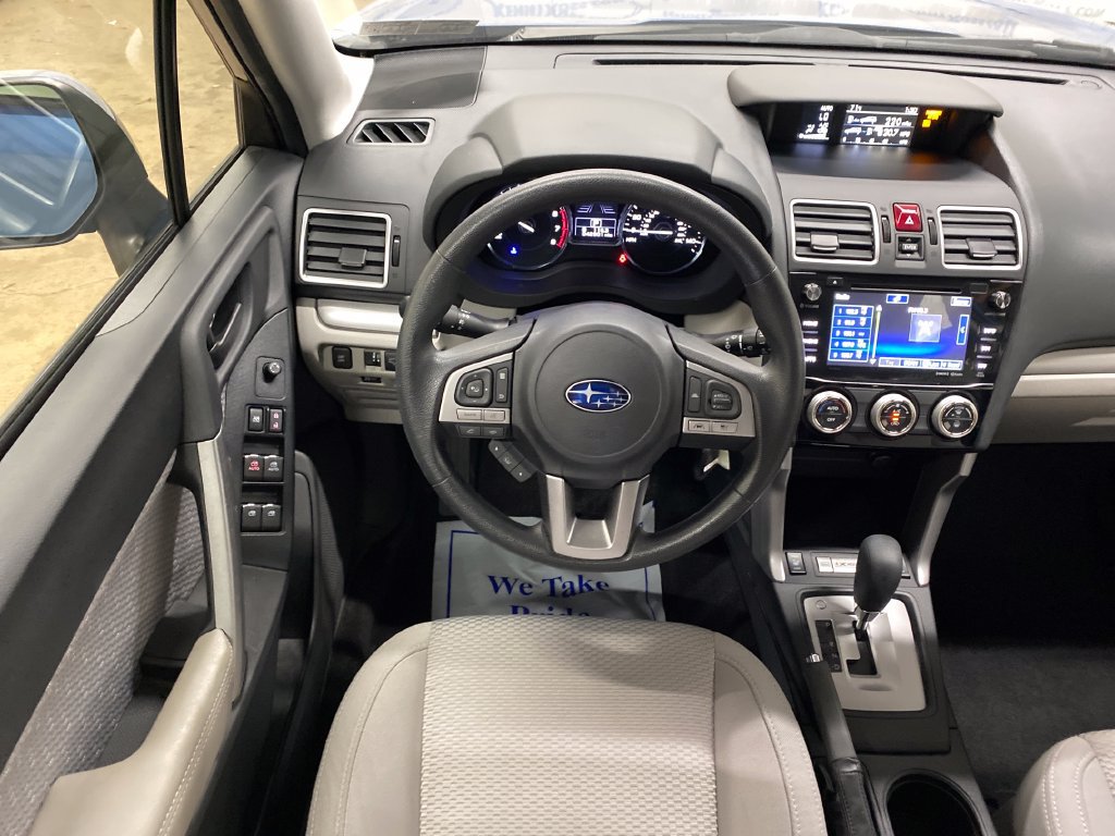 Used 2017 Subaru Forester 2.5i Premium AWD/4WD image 25
