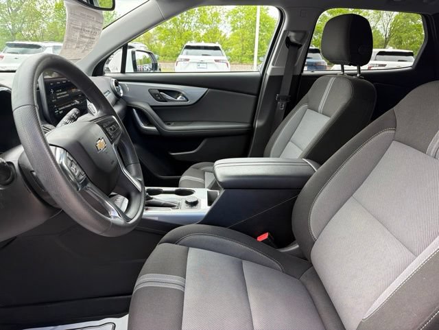 Used 2024 Chevrolet Blazer LT w/ Convenience Package FWD image 14