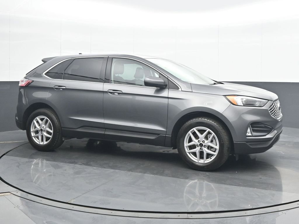 Used 2023 Ford Edge SEL w/ Convenience Package image 8