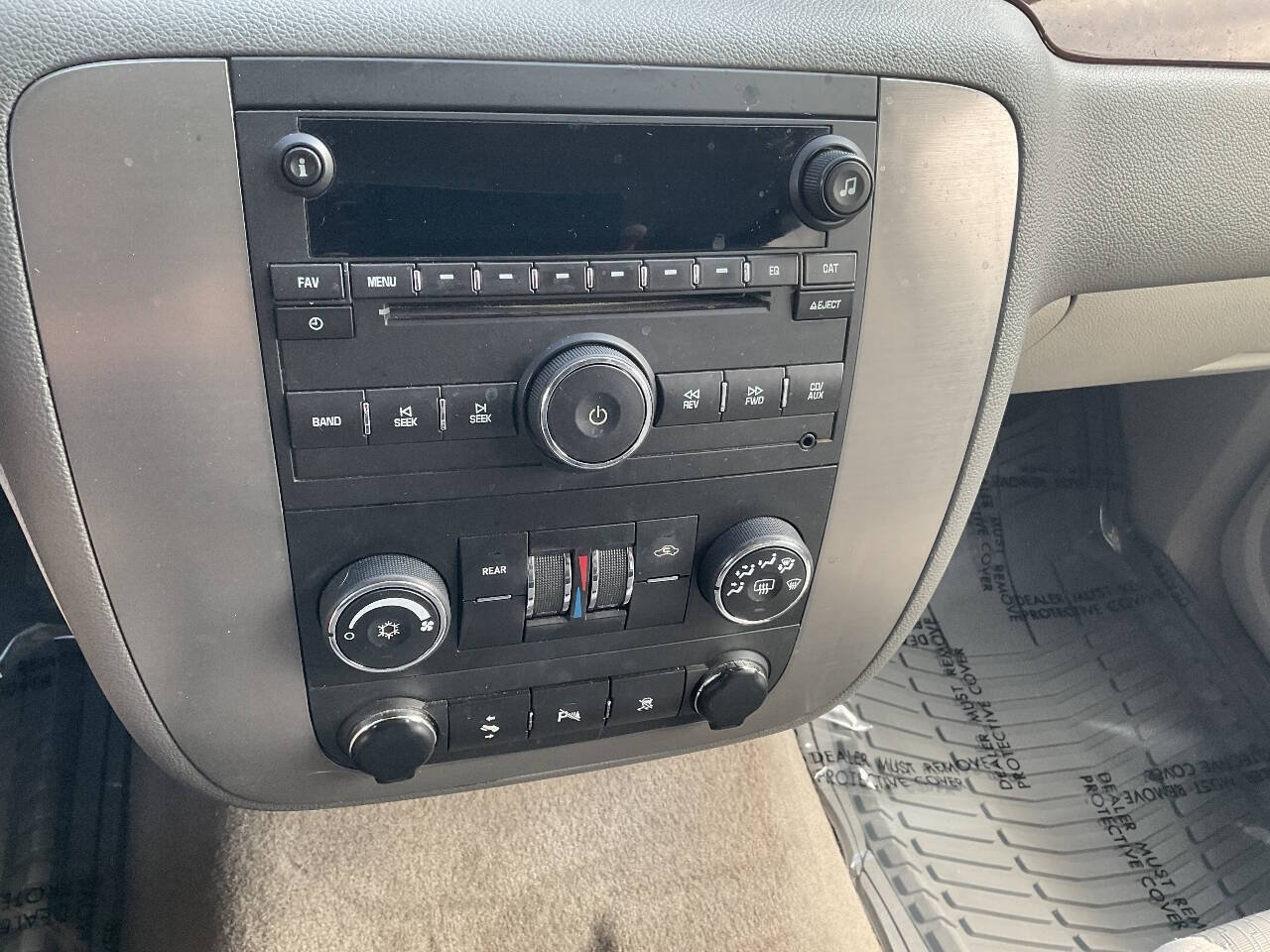 Used 2009 GMC Yukon XL SLE w/ Convenience Package RWD image 17