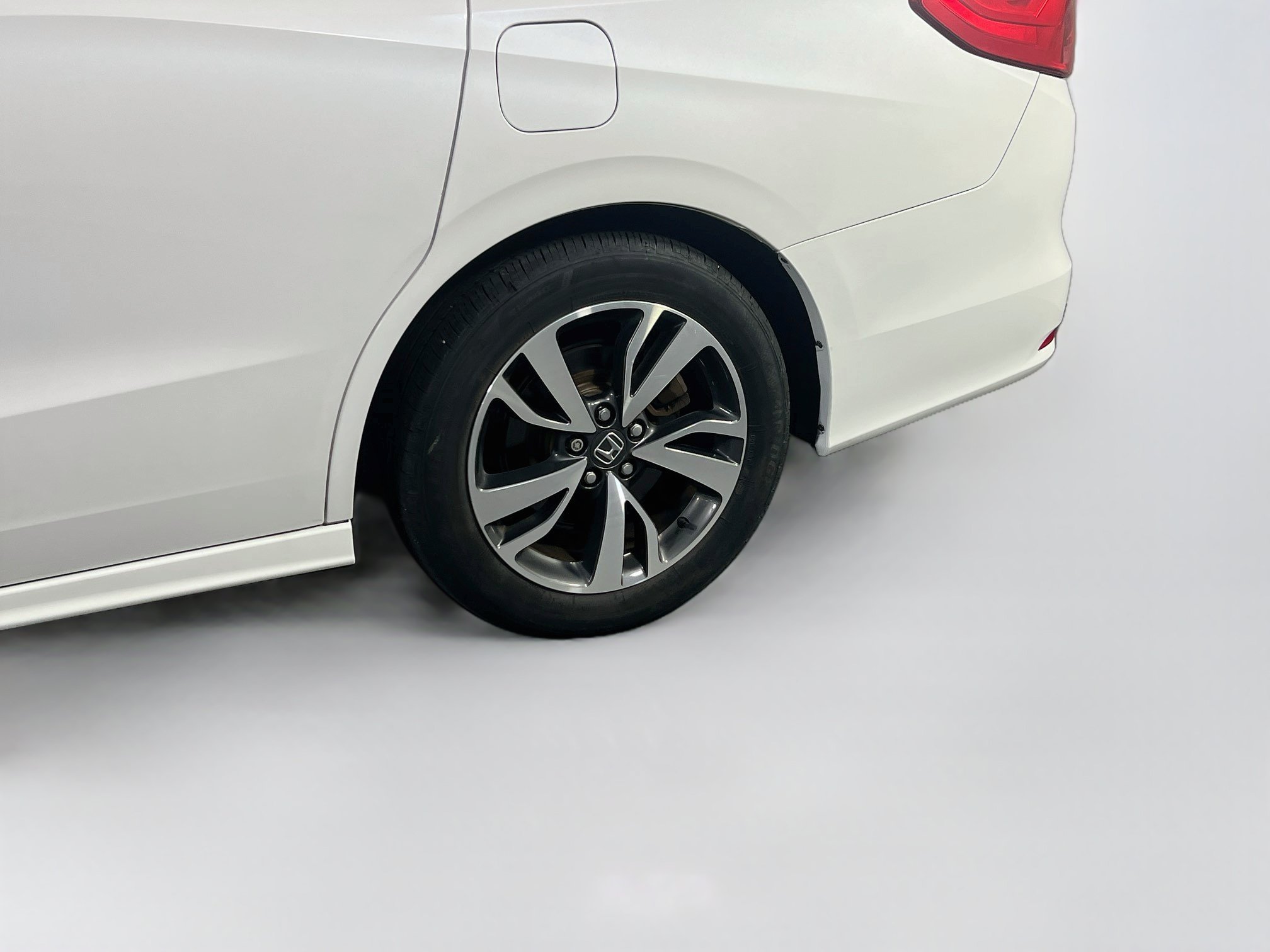 Used 2023 Honda Odyssey Touring image 32