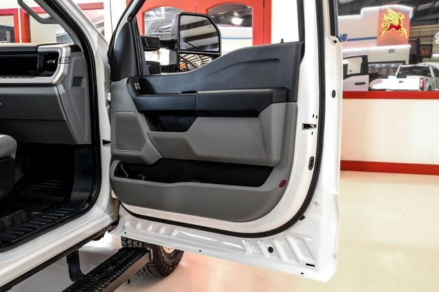 Used 2025 Ford F350 XL w/ FX4 Off-Road Package image 38