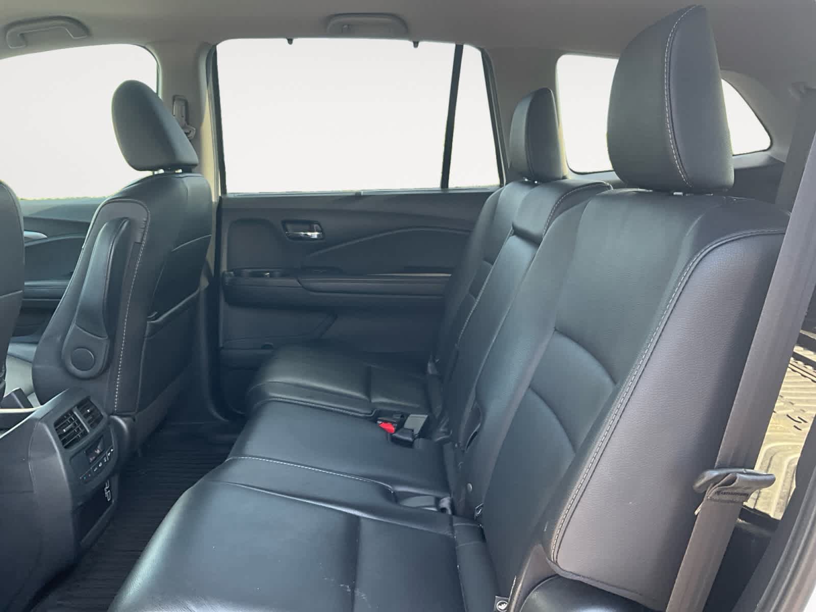 Used 2022 Honda Pilot Special Edition image 18