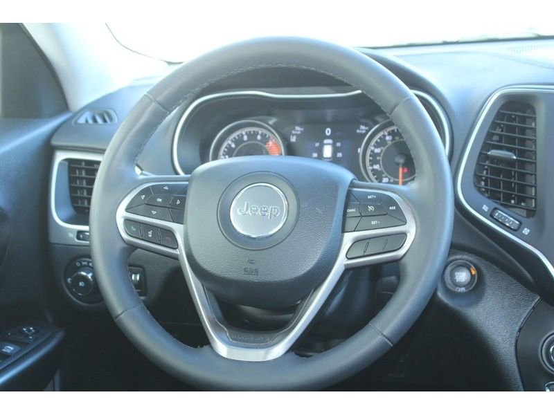 Used 2022 Jeep Cherokee Latitude Lux image 16