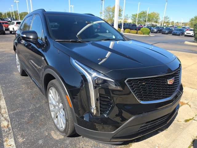 Used 2023 Cadillac XT4 Sport AWD/4WD image 3