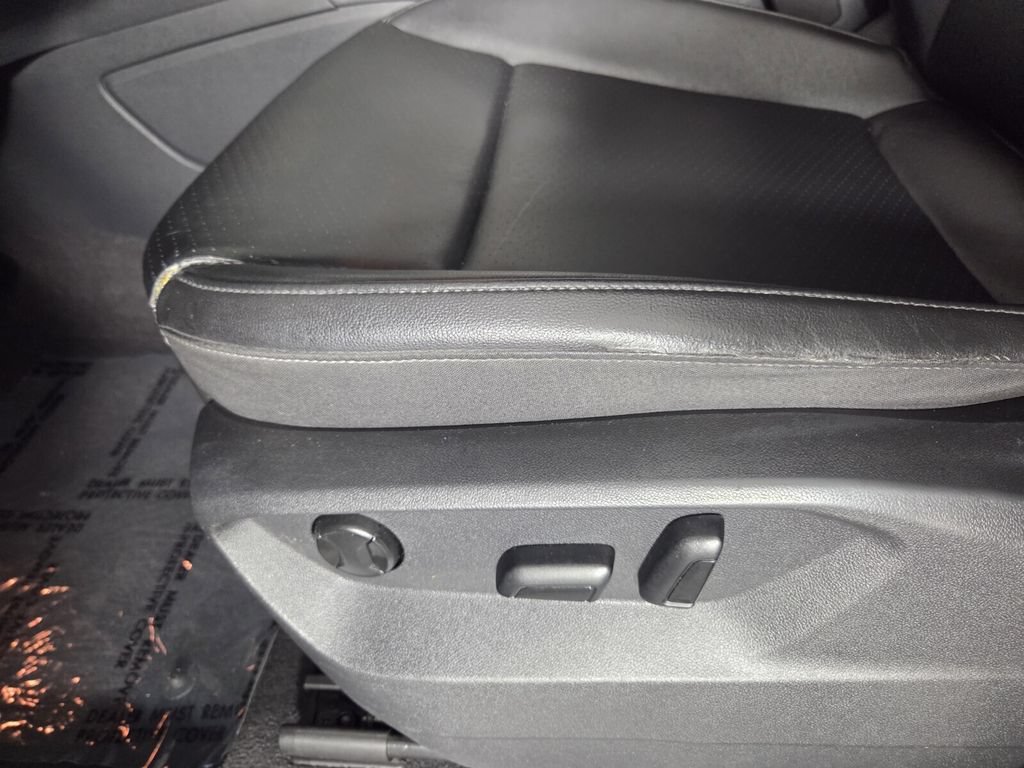 Used 2018 Volkswagen Atlas SE FWD image 11