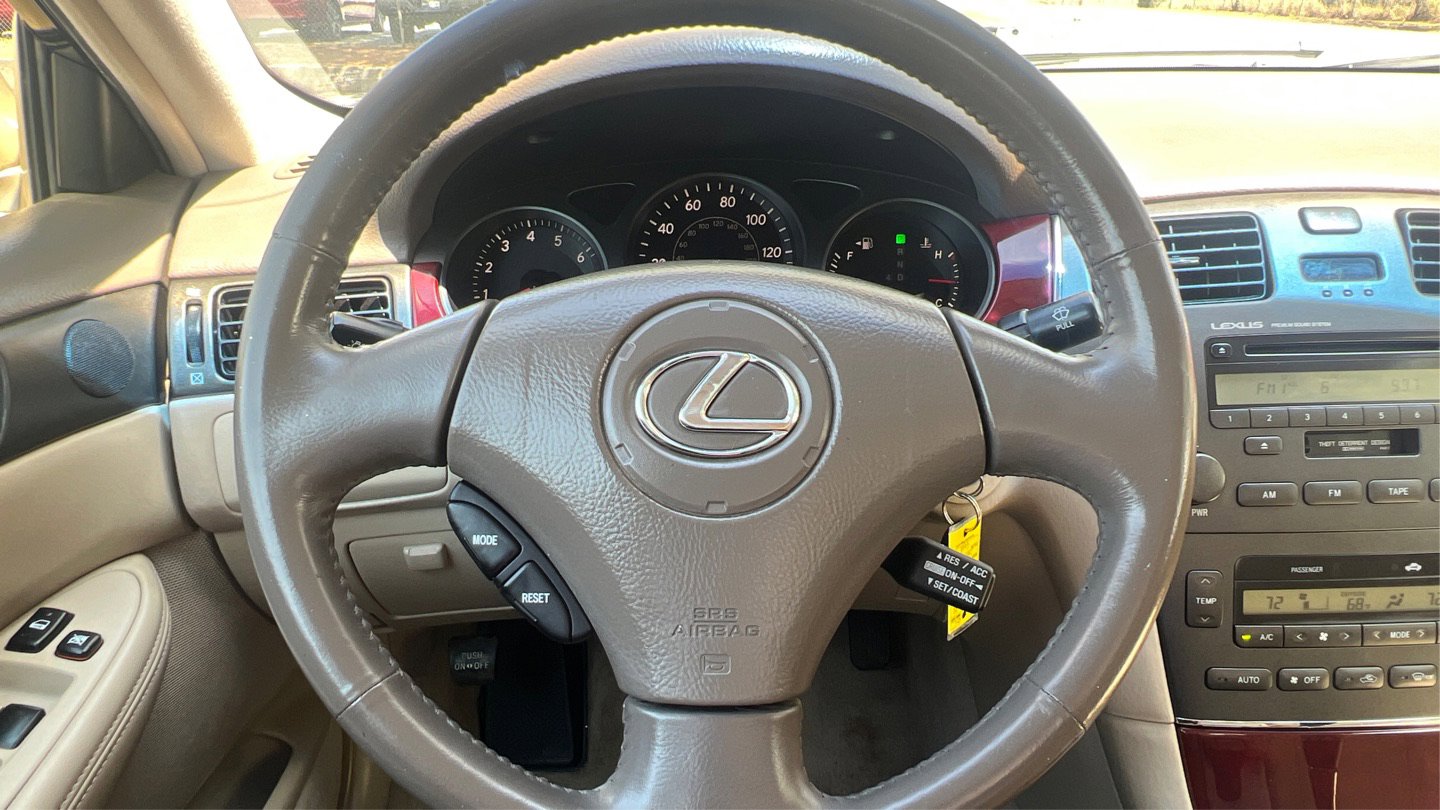 Used 2003 Lexus ES 330 image 22