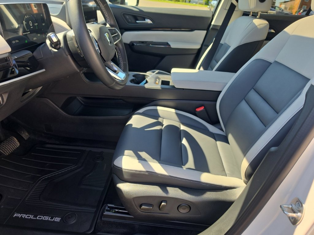 Certified 2024 Honda Prologue Touring image 22