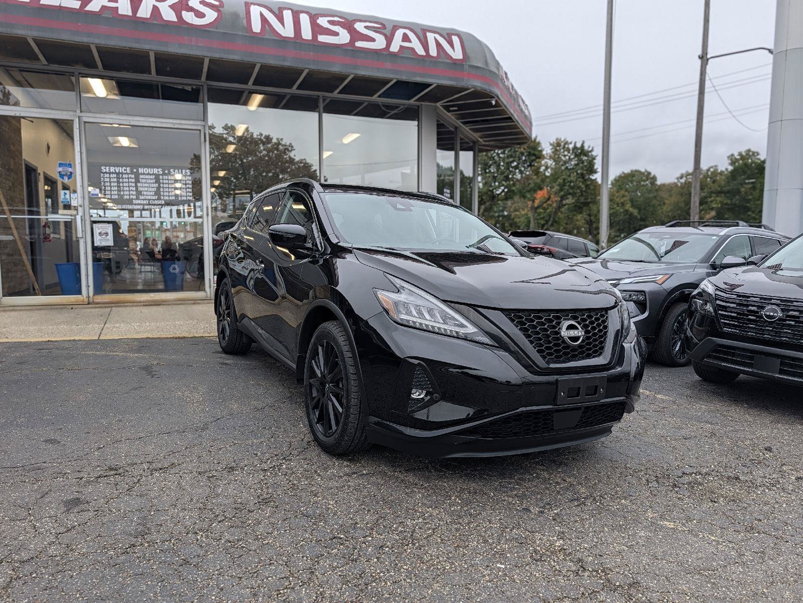 Used 2024 Nissan Murano SV w/ SV Midnight Edition Package AWD/4WD image 15