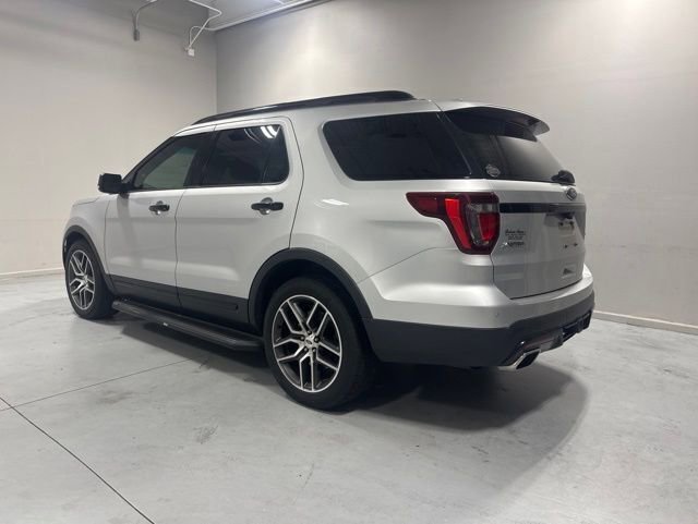 Used 2017 Ford Explorer Sport w/ Equipment Group 401A AWD/4WD image 6