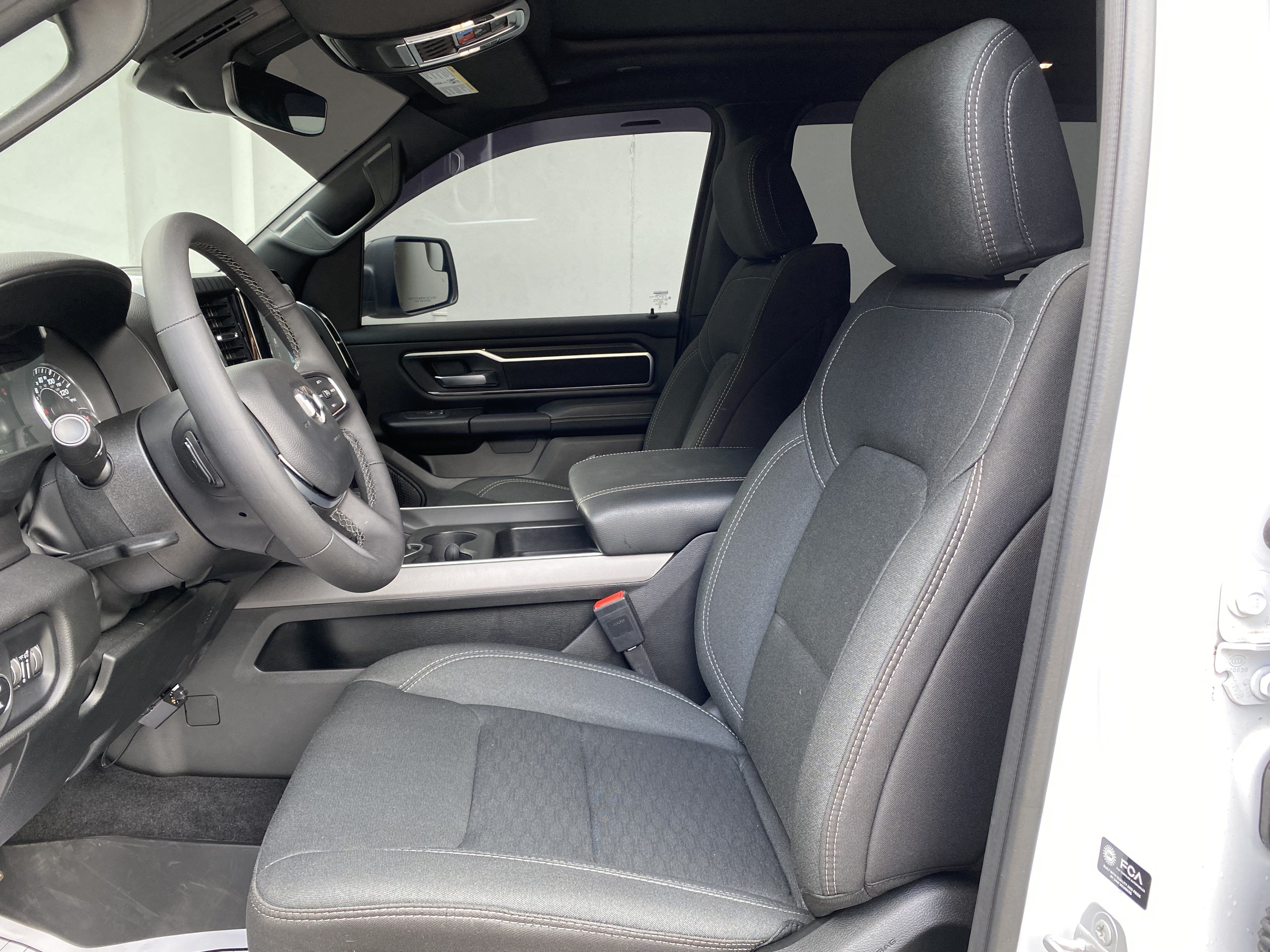 Used 2025 RAM 1500 Big Horn AWD/4WD image 16