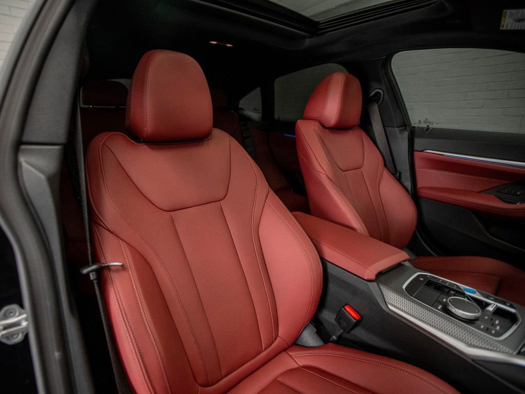 Used 2025 BMW i4 eDrive40 w/ Driving Assistance Package image 22