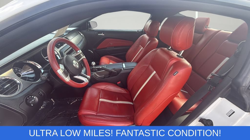 Used 2014 Ford Mustang GT w/ Equipment Group 401A RWD image 32