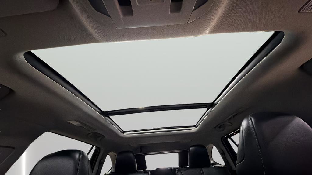 Used 2024 Toyota Highlander Platinum image 26