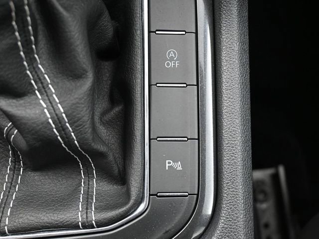 Used 2022 Volkswagen Tiguan SE R-Line image 26