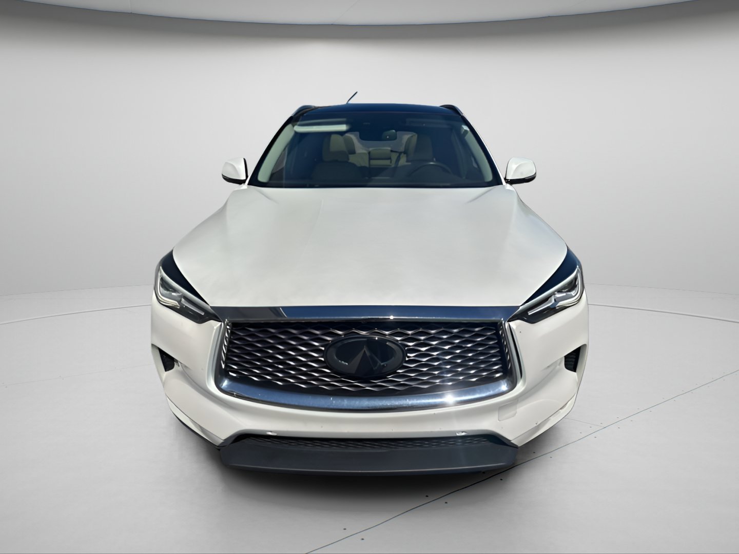 Used 2019 INFINITI QX50 Essential w/ Proactive Package AWD/4WD image 3