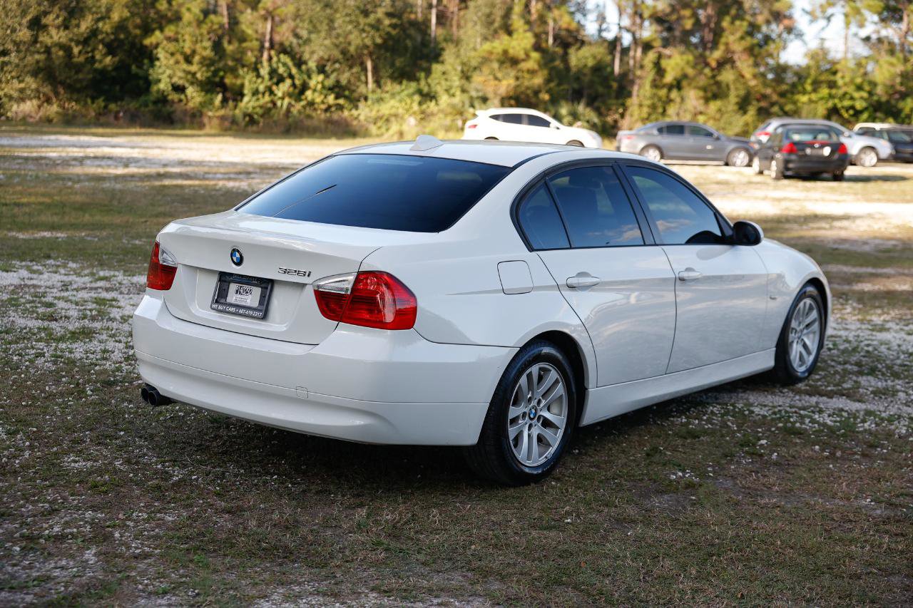 Used 2007 BMW 328i Sedan RWD image 11