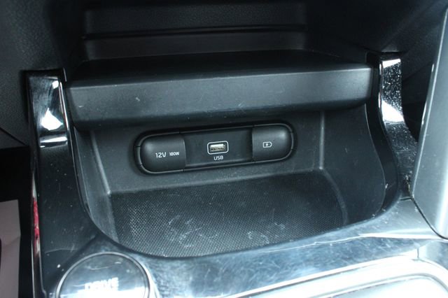 Used 2022 Kia Seltos S FWD image 19