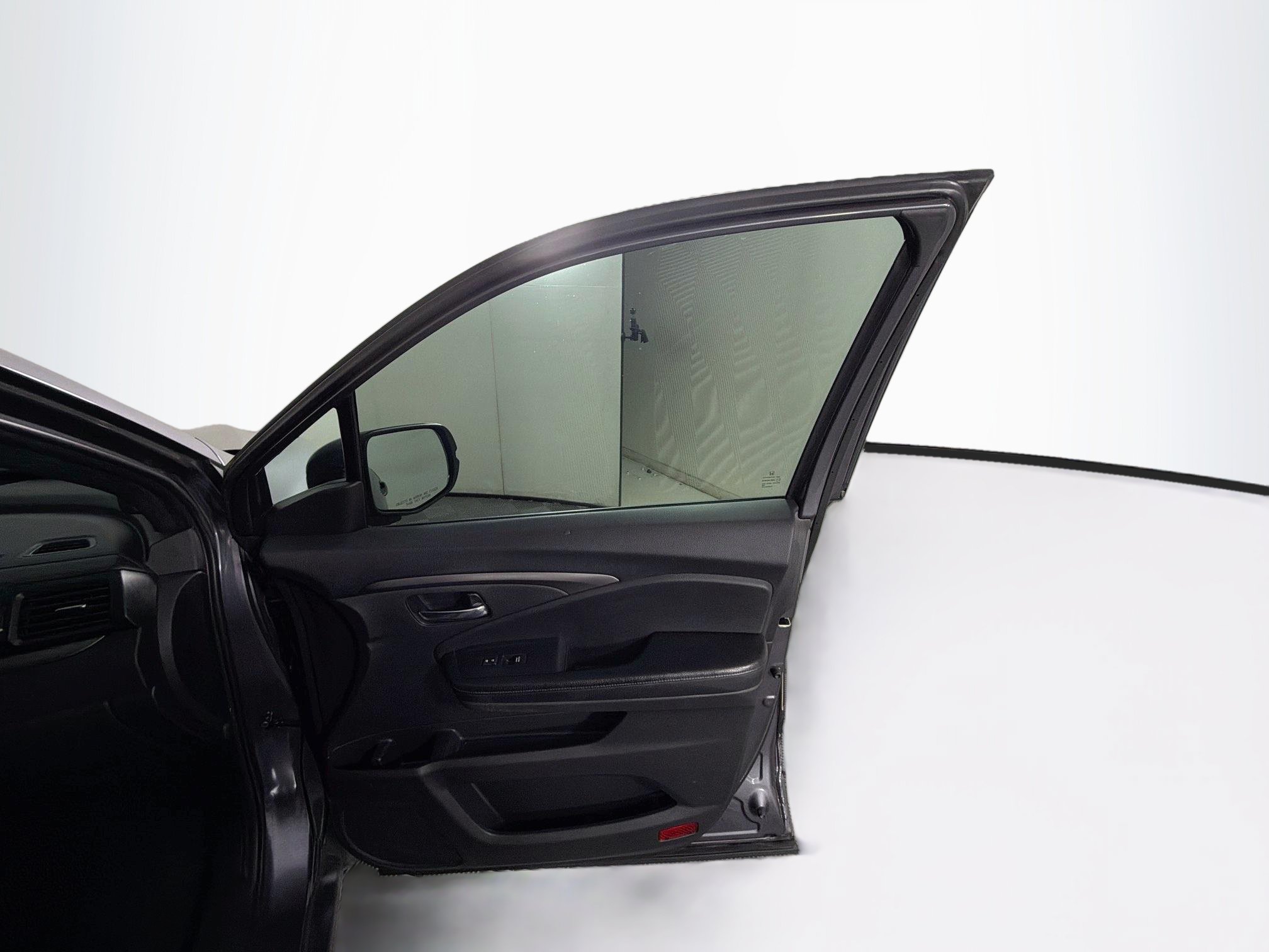 Used 2019 Honda Passport Sport image 30