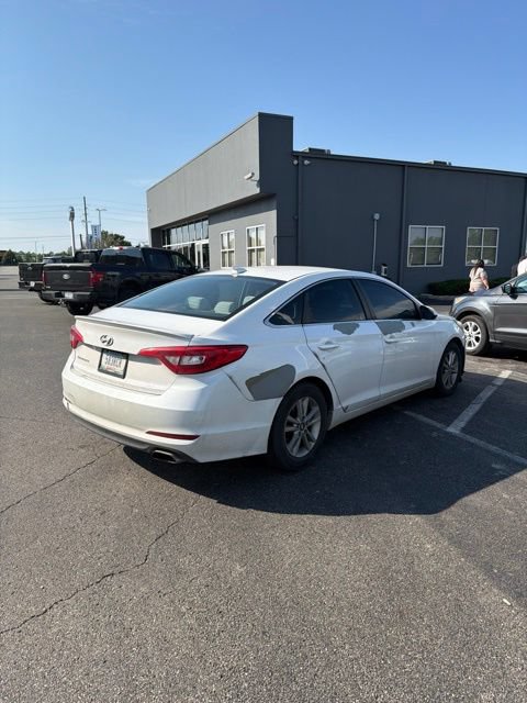 Used 2017 Hyundai Sonata SE FWD image 5
