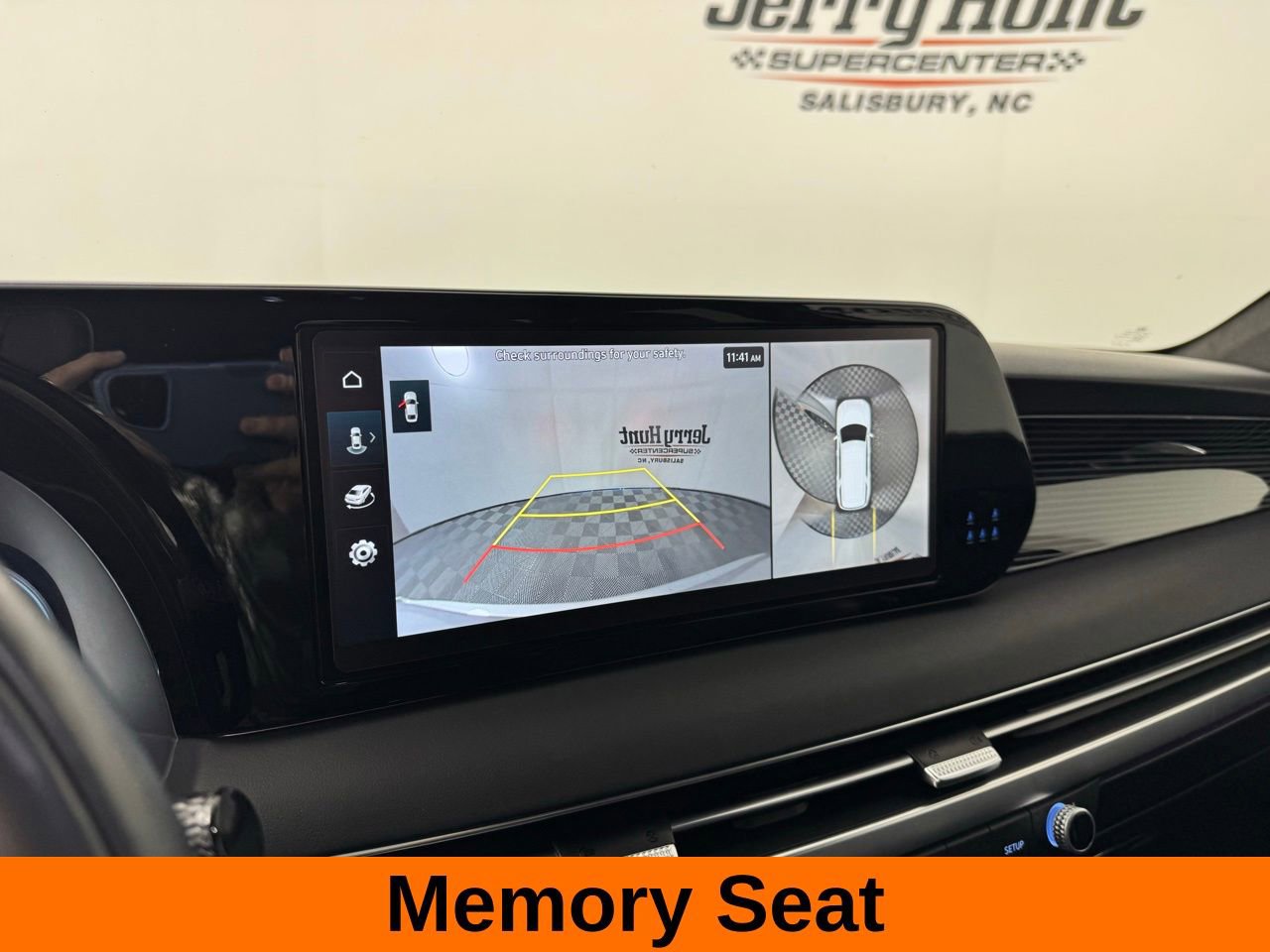 Used 2023 Hyundai Palisade Calligraphy image 17