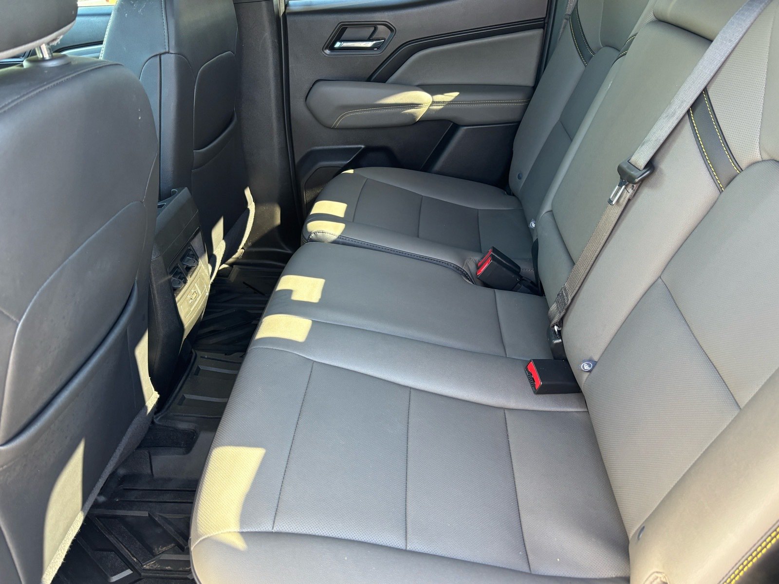 Used 2025 Chevrolet Colorado ZR2 AWD/4WD image 28