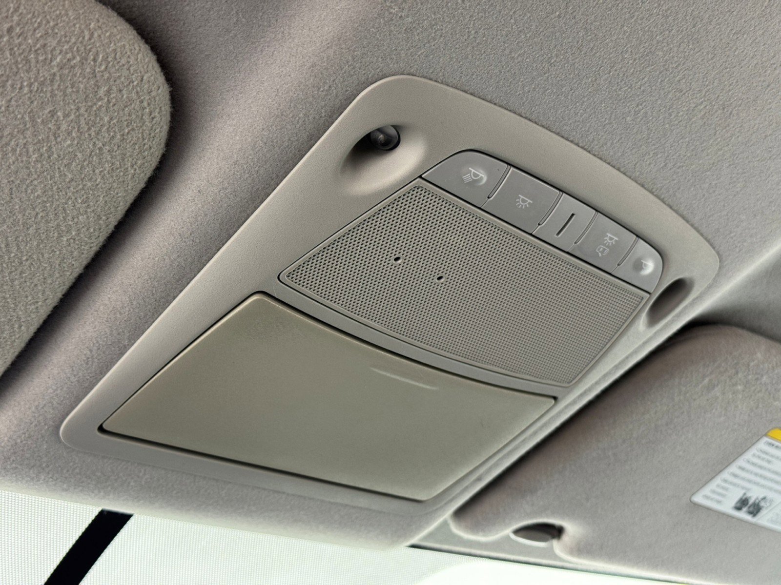 Used 2018 Nissan Sentra S image 28