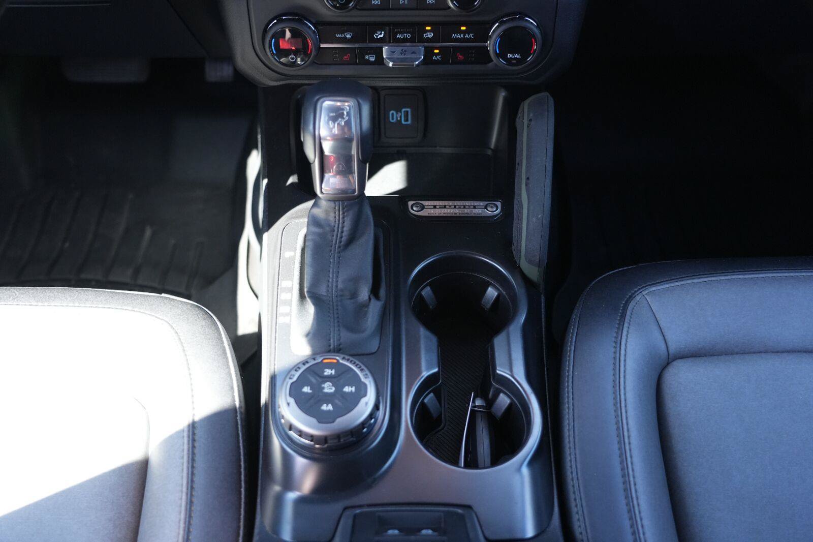 Used 2024 Ford Bronco Everglades AWD/4WD image 29