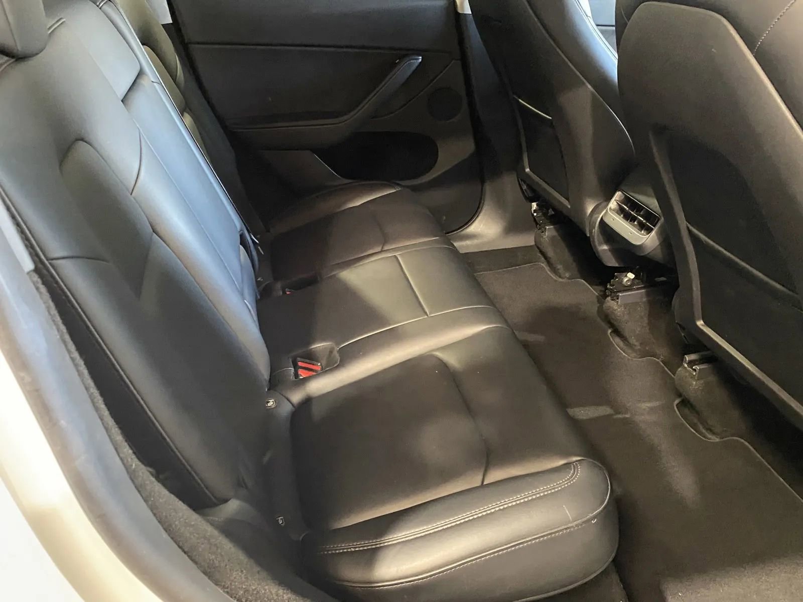 Used 2023 Tesla Model Y Long Range image 7