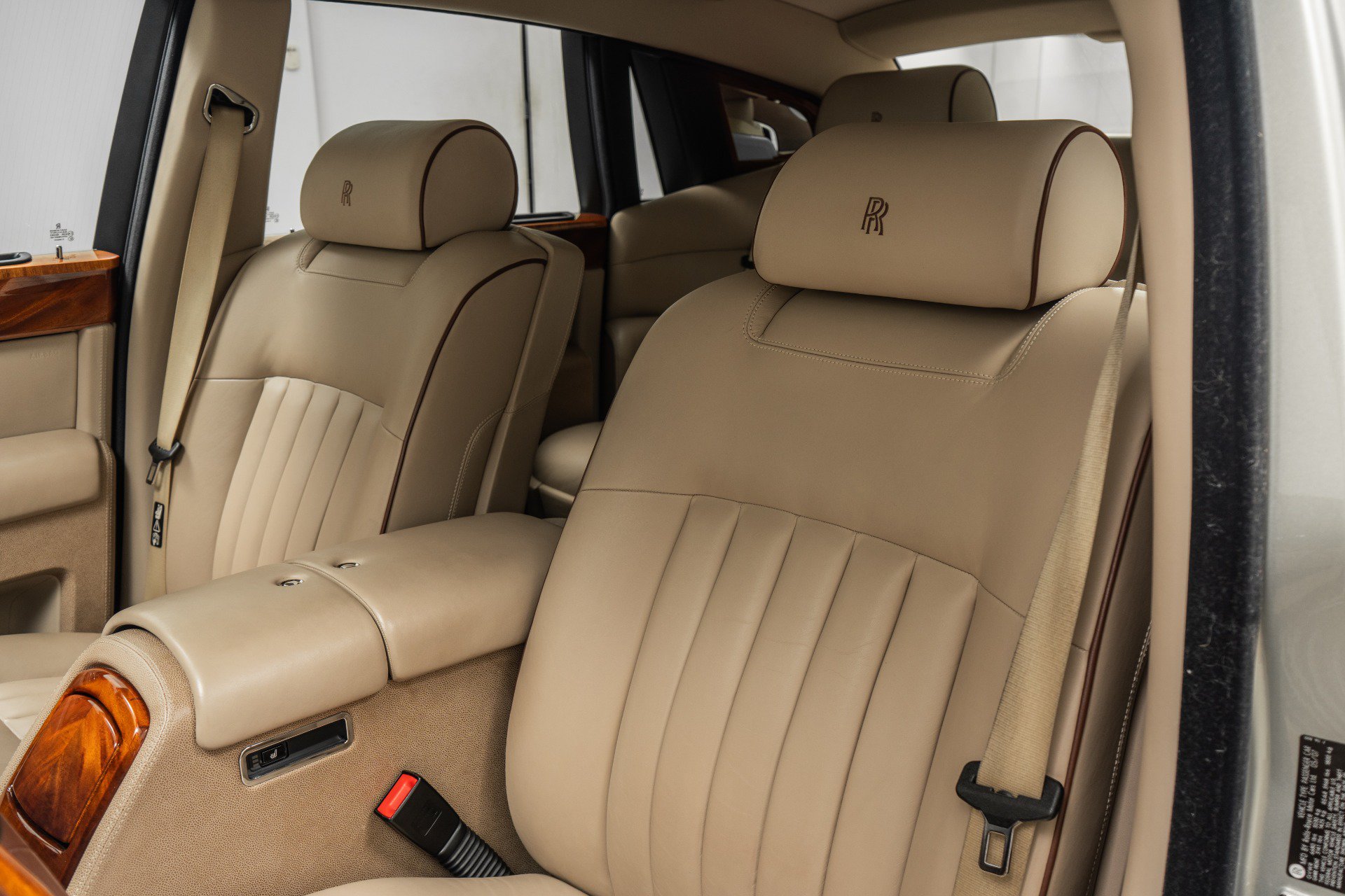 Used 2007 Rolls-Royce Phantom Sedan RWD image 28