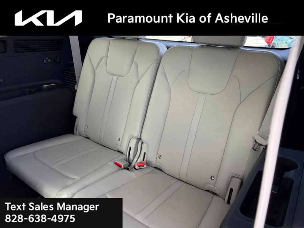 Certified 2025 Kia Sorento EX w/ Panoramic Sunroof Package image 23