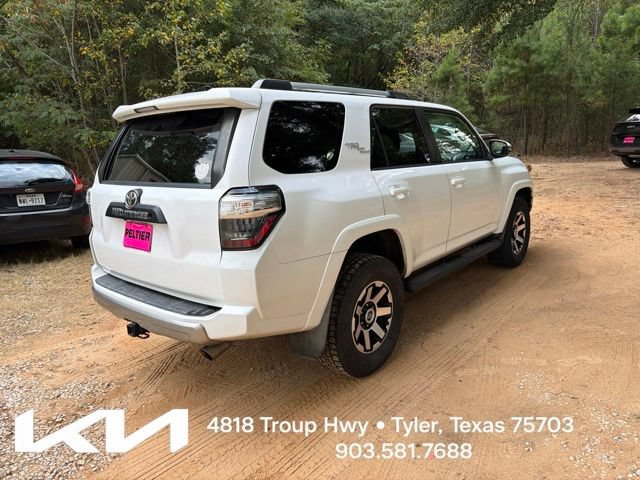 Used 2017 Toyota 4Runner TRD Off-Road Premium AWD/4WD image 10
