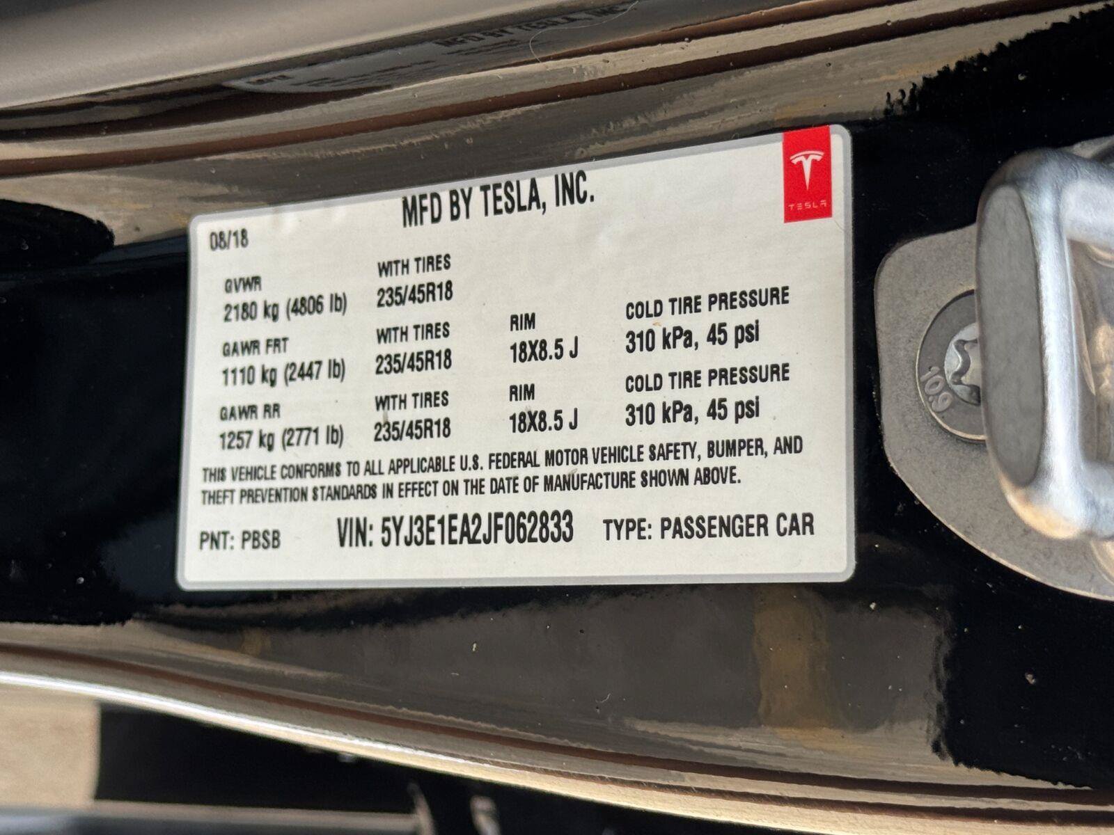 Used 2018 Tesla Model 3 Long Range RWD image 44