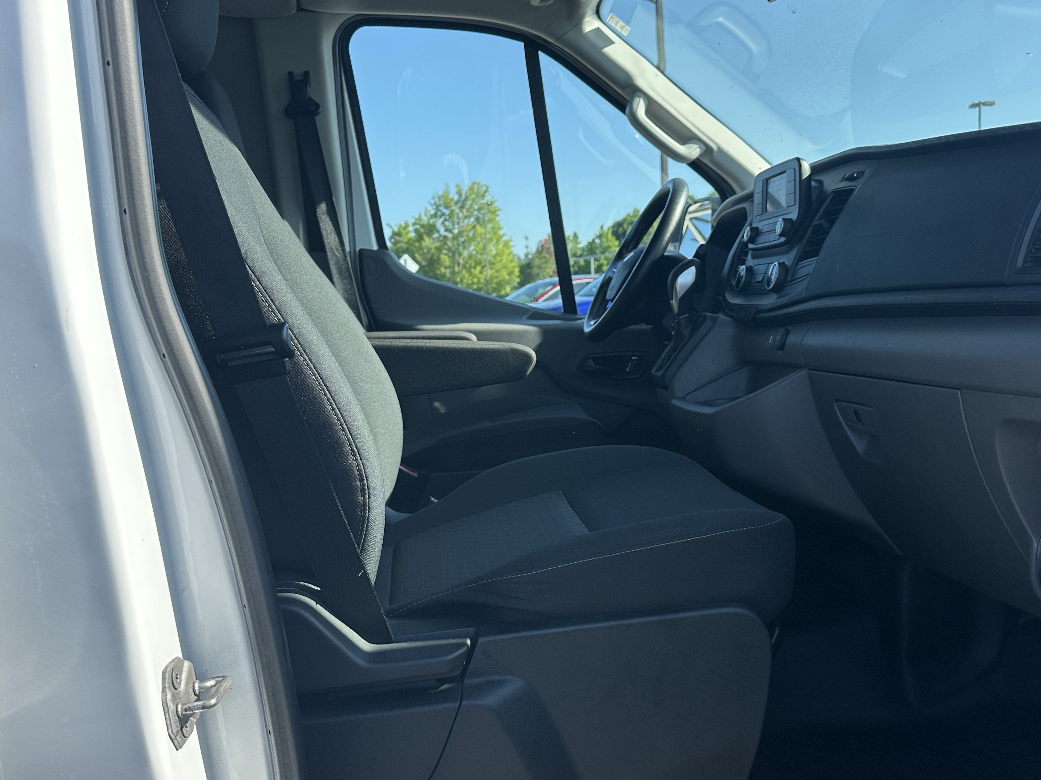 Used 2023 Ford Transit 350 XL AWD/4WD image 13