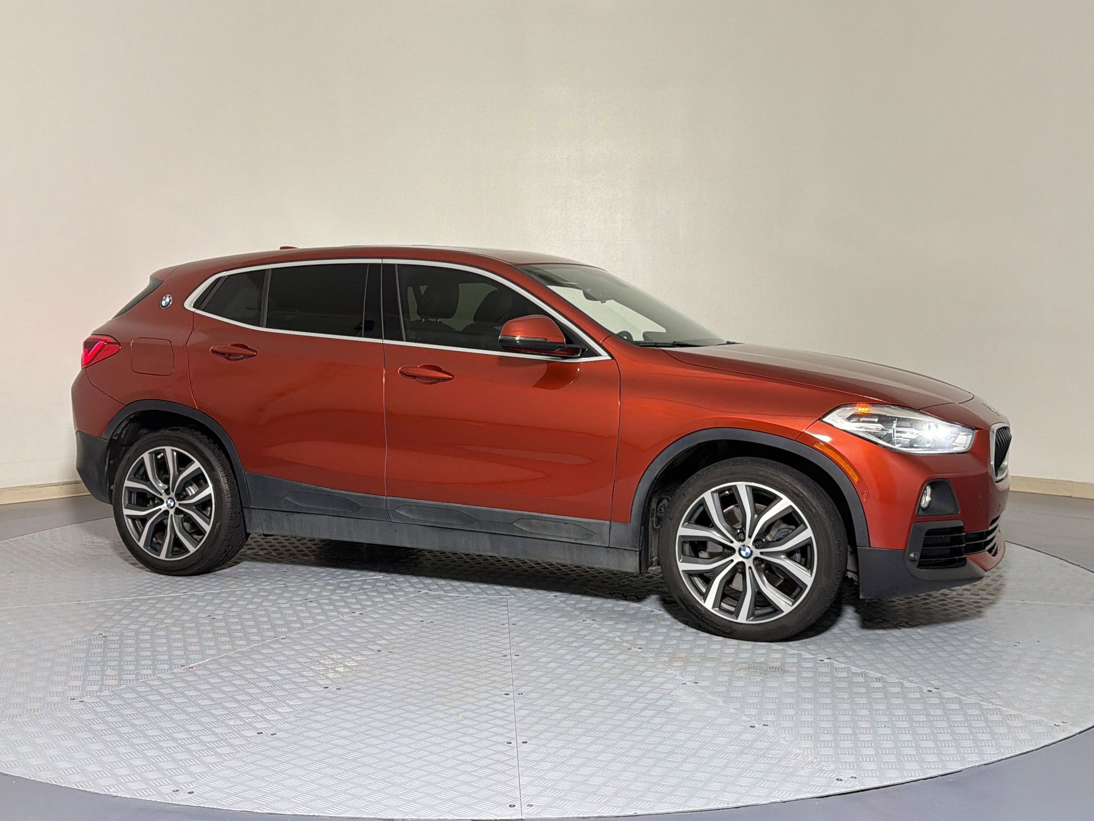 Used 2018 BMW X2 sDrive28i w/ Convenience Package FWD image 6