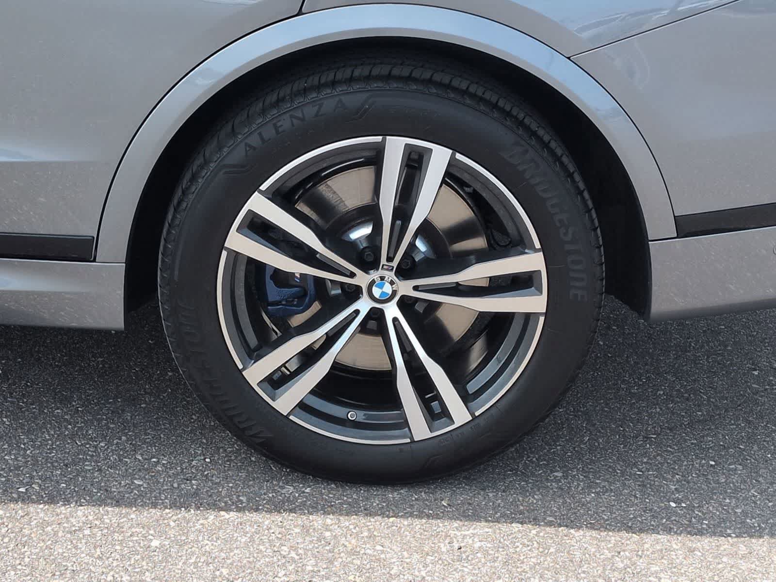 Used 2024 BMW X7 M60i AWD/4WD image 13